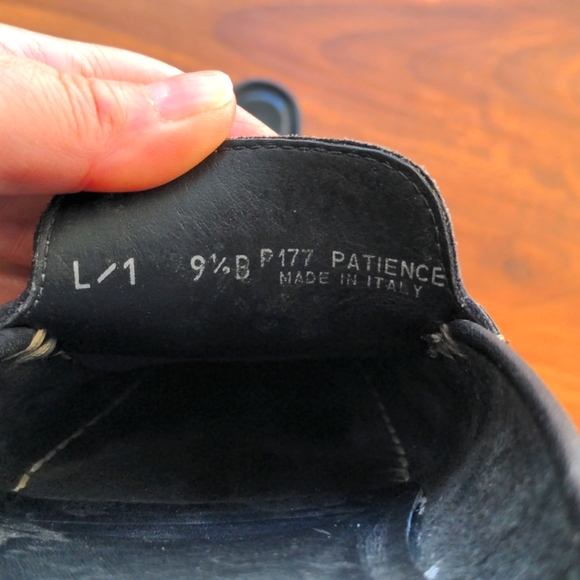 Coach Black Calf leather mules with horse bit hardware, size 9.5 - Picture 4 of 12